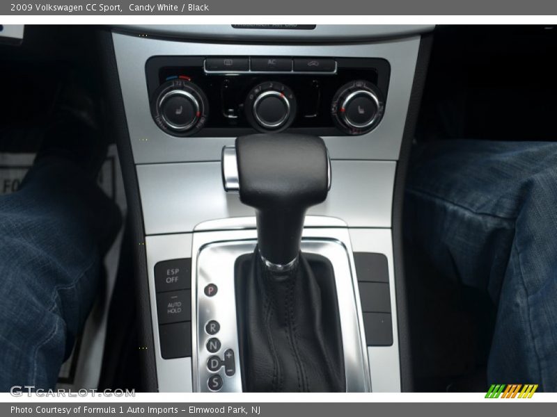 Candy White / Black 2009 Volkswagen CC Sport