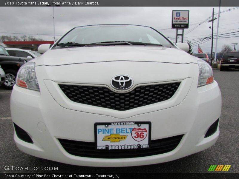 Polar White / Dark Charcoal 2010 Toyota Yaris Sedan
