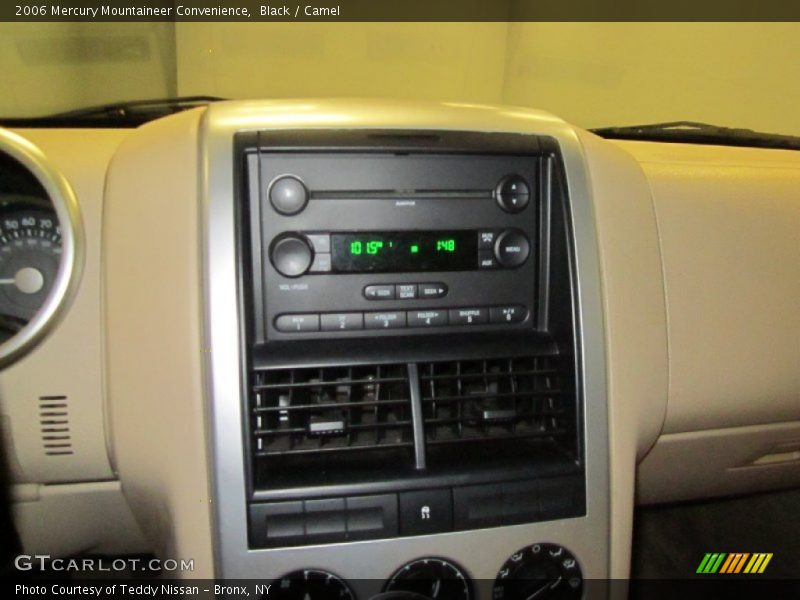 Black / Camel 2006 Mercury Mountaineer Convenience