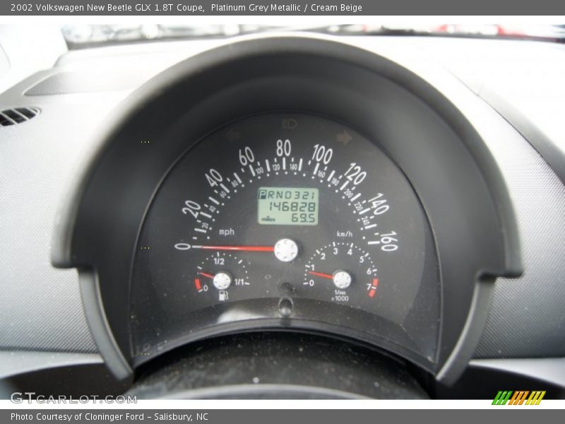 Platinum Grey Metallic / Cream Beige 2002 Volkswagen New Beetle GLX 1.8T Coupe