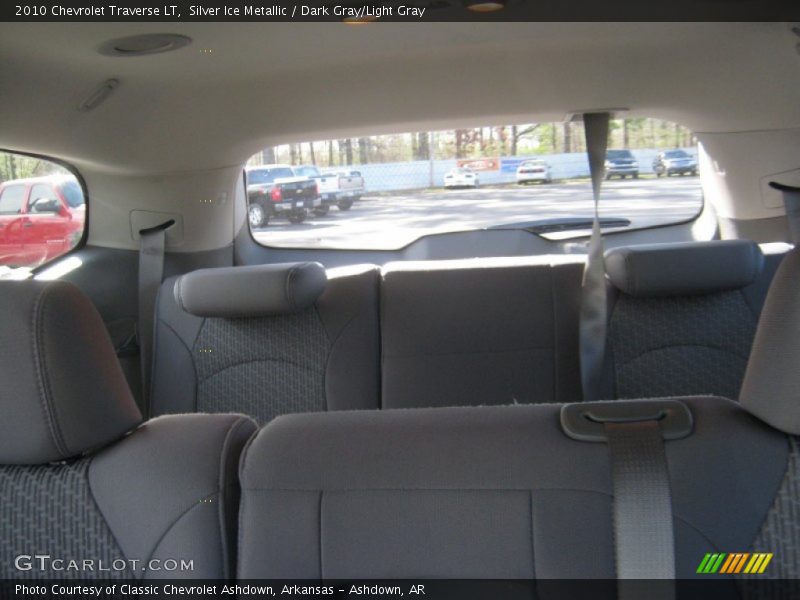 Silver Ice Metallic / Dark Gray/Light Gray 2010 Chevrolet Traverse LT