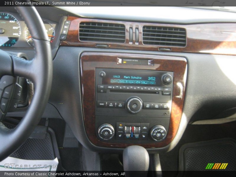 Summit White / Ebony 2011 Chevrolet Impala LT