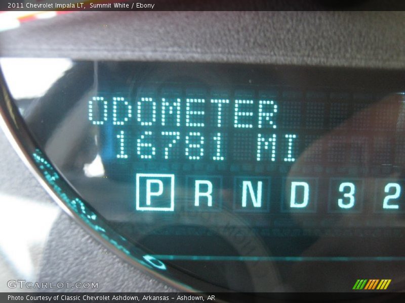 Summit White / Ebony 2011 Chevrolet Impala LT