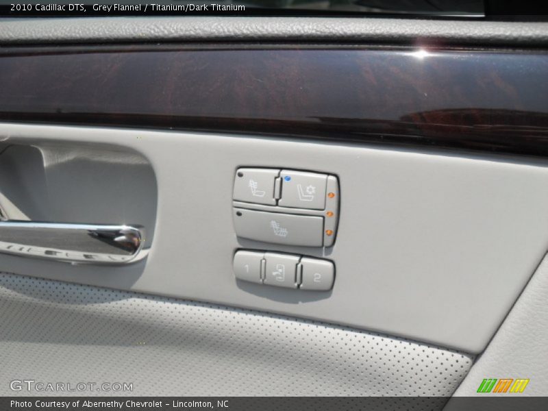 Grey Flannel / Titanium/Dark Titanium 2010 Cadillac DTS