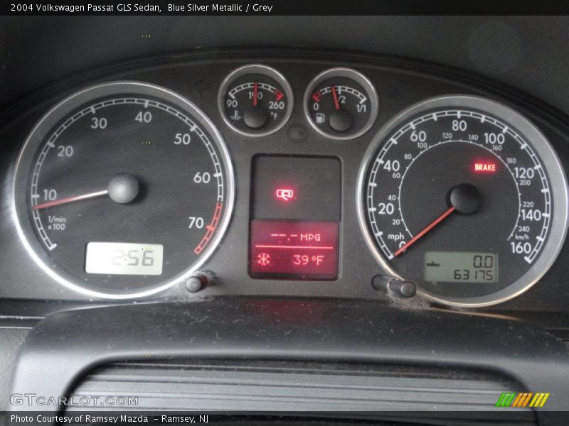 Blue Silver Metallic / Grey 2004 Volkswagen Passat GLS Sedan