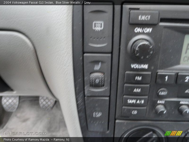 Blue Silver Metallic / Grey 2004 Volkswagen Passat GLS Sedan