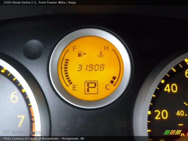 Fresh Powder White / Beige 2009 Nissan Sentra 2.0