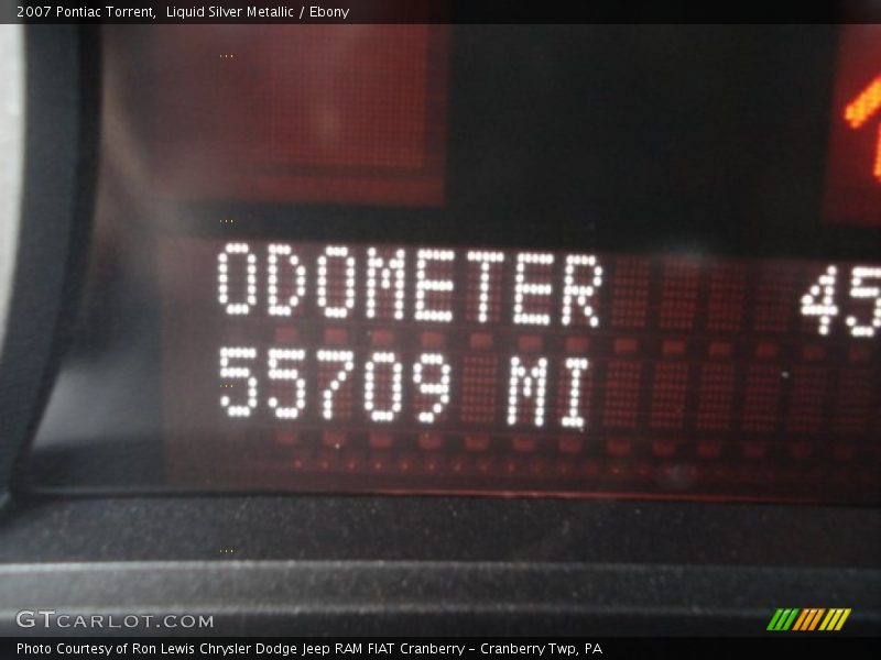 Liquid Silver Metallic / Ebony 2007 Pontiac Torrent
