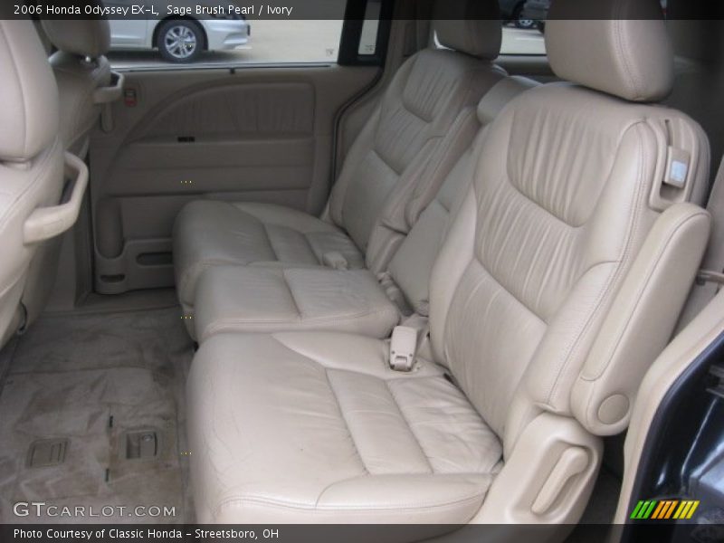 Sage Brush Pearl / Ivory 2006 Honda Odyssey EX-L