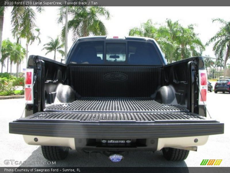 Tuxedo Black / Tan 2010 Ford F150 Lariat SuperCrew