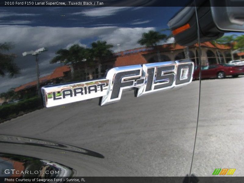 Tuxedo Black / Tan 2010 Ford F150 Lariat SuperCrew