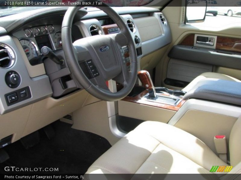 Tuxedo Black / Tan 2010 Ford F150 Lariat SuperCrew