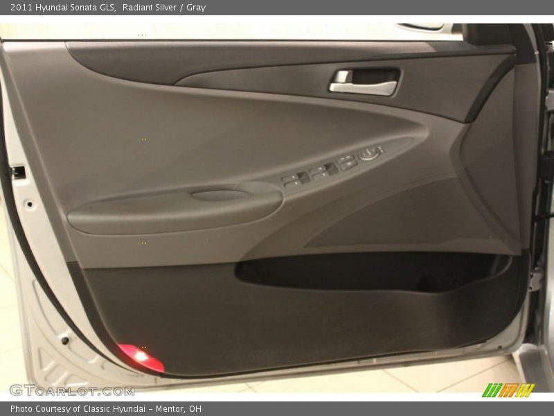 Radiant Silver / Gray 2011 Hyundai Sonata GLS