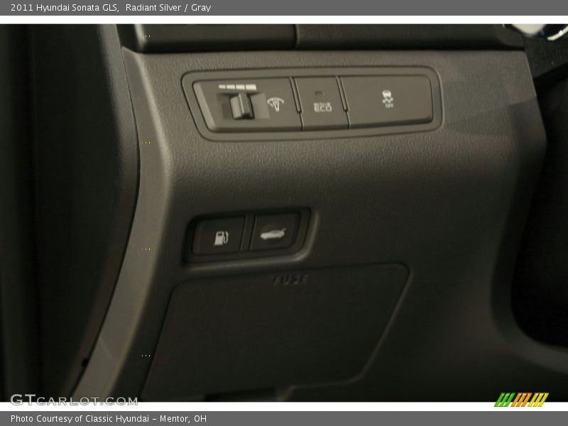 Radiant Silver / Gray 2011 Hyundai Sonata GLS