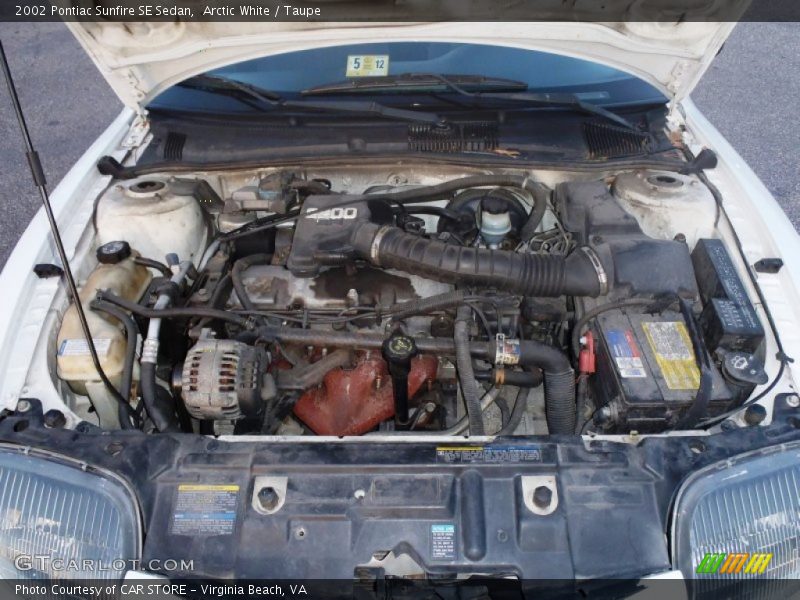 Arctic White / Taupe 2002 Pontiac Sunfire SE Sedan