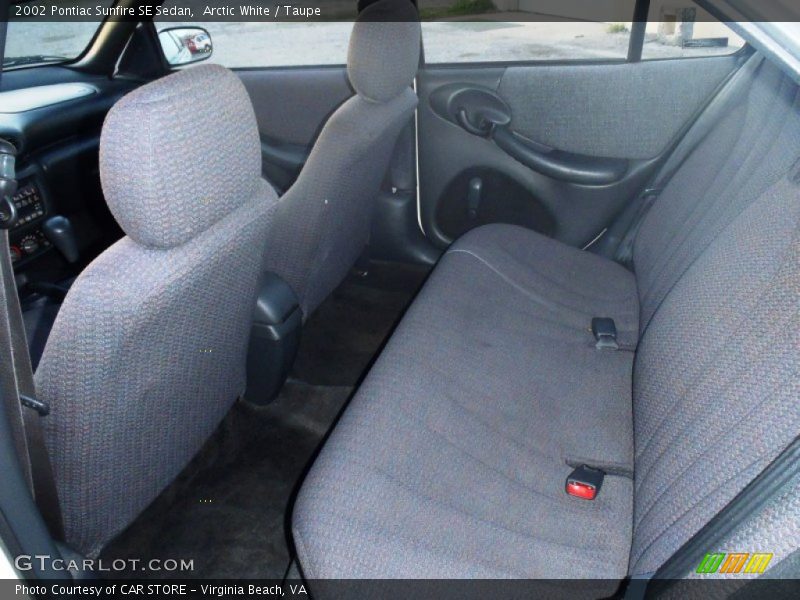 Arctic White / Taupe 2002 Pontiac Sunfire SE Sedan