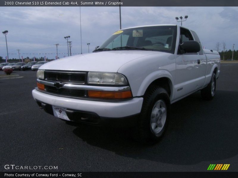 Summit White / Graphite 2003 Chevrolet S10 LS Extended Cab 4x4