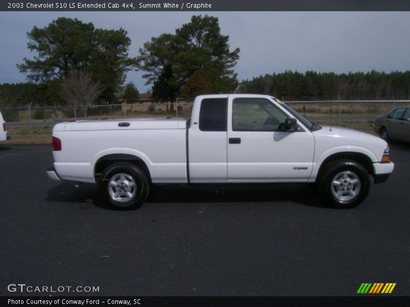 Summit White / Graphite 2003 Chevrolet S10 LS Extended Cab 4x4