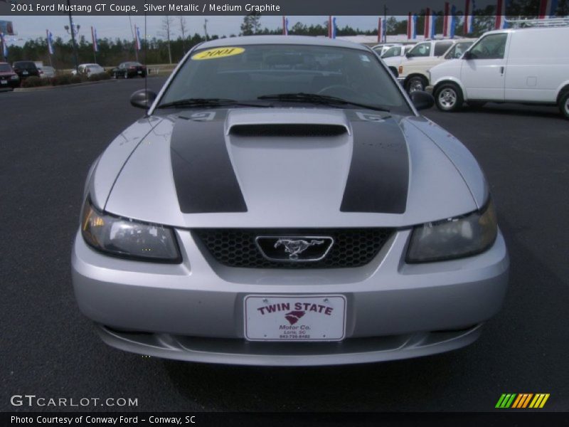 Silver Metallic / Medium Graphite 2001 Ford Mustang GT Coupe
