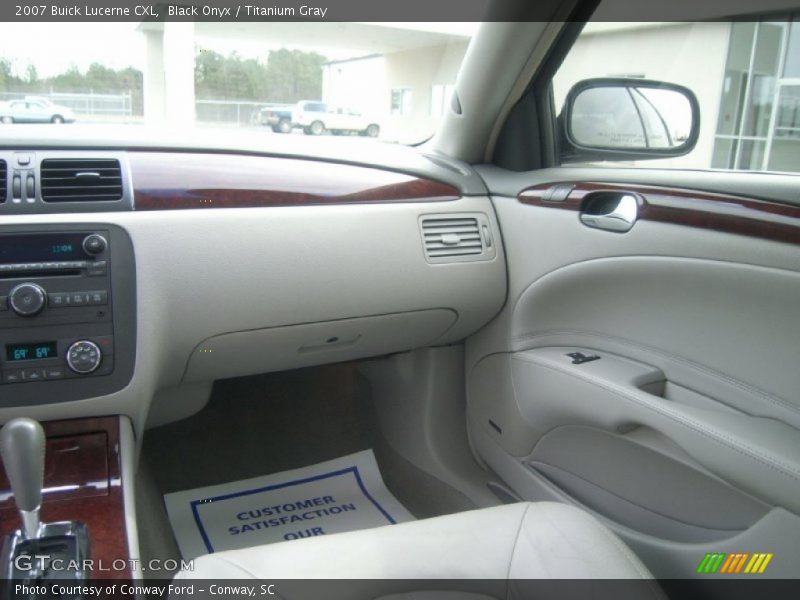 Black Onyx / Titanium Gray 2007 Buick Lucerne CXL