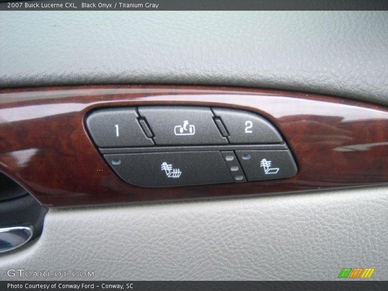 Black Onyx / Titanium Gray 2007 Buick Lucerne CXL