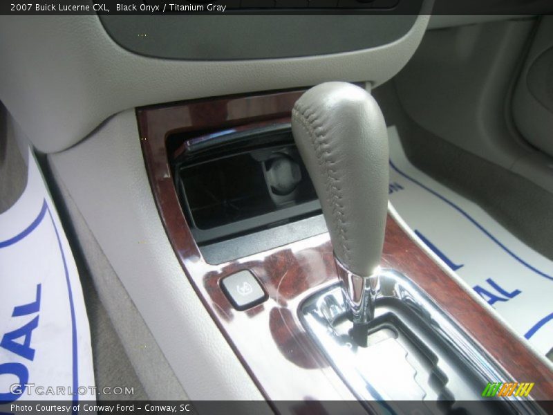Black Onyx / Titanium Gray 2007 Buick Lucerne CXL