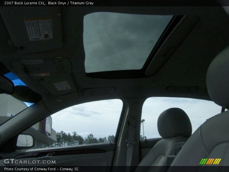 Black Onyx / Titanium Gray 2007 Buick Lucerne CXL