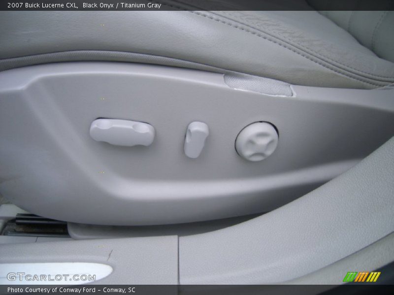 Black Onyx / Titanium Gray 2007 Buick Lucerne CXL