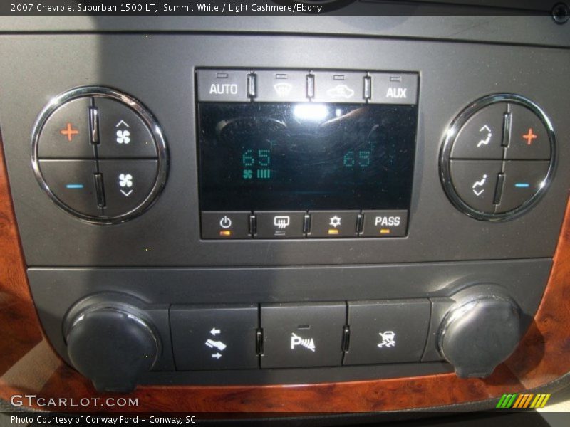 Summit White / Light Cashmere/Ebony 2007 Chevrolet Suburban 1500 LT