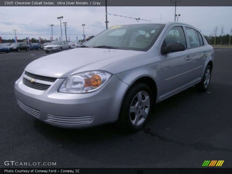 Ultra Silver Metallic / Gray 2005 Chevrolet Cobalt Sedan