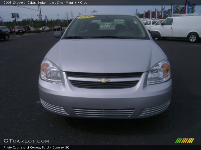 Ultra Silver Metallic / Gray 2005 Chevrolet Cobalt Sedan