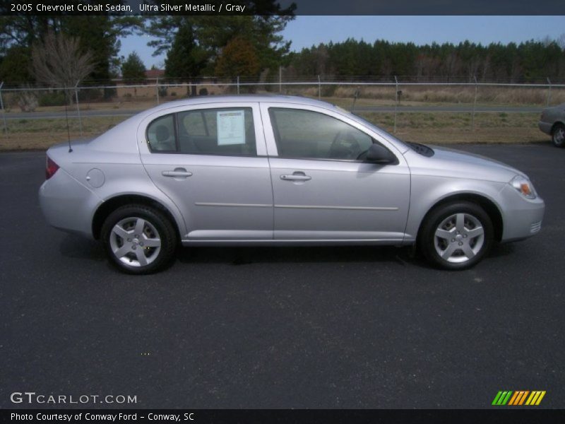 Ultra Silver Metallic / Gray 2005 Chevrolet Cobalt Sedan