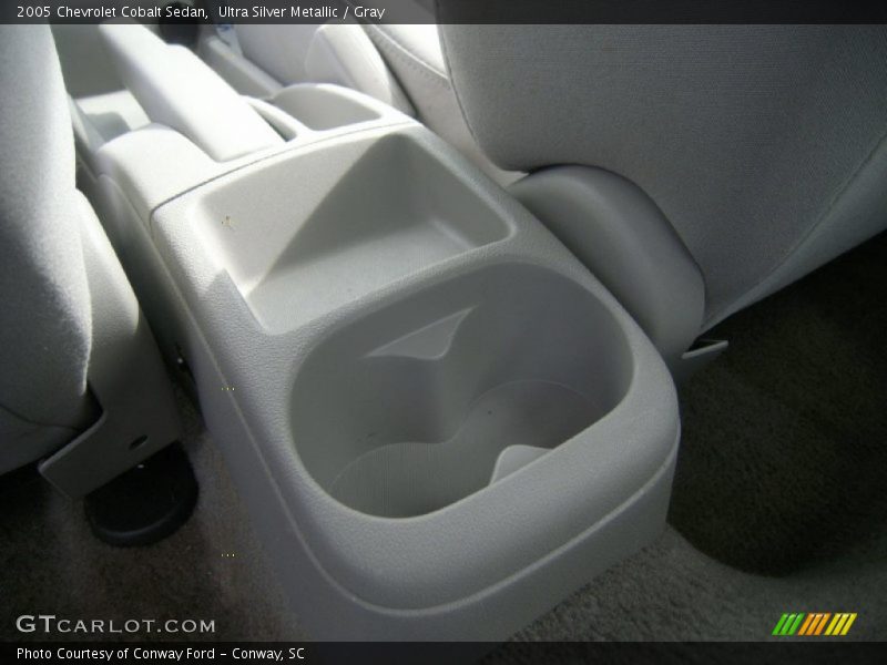 Ultra Silver Metallic / Gray 2005 Chevrolet Cobalt Sedan