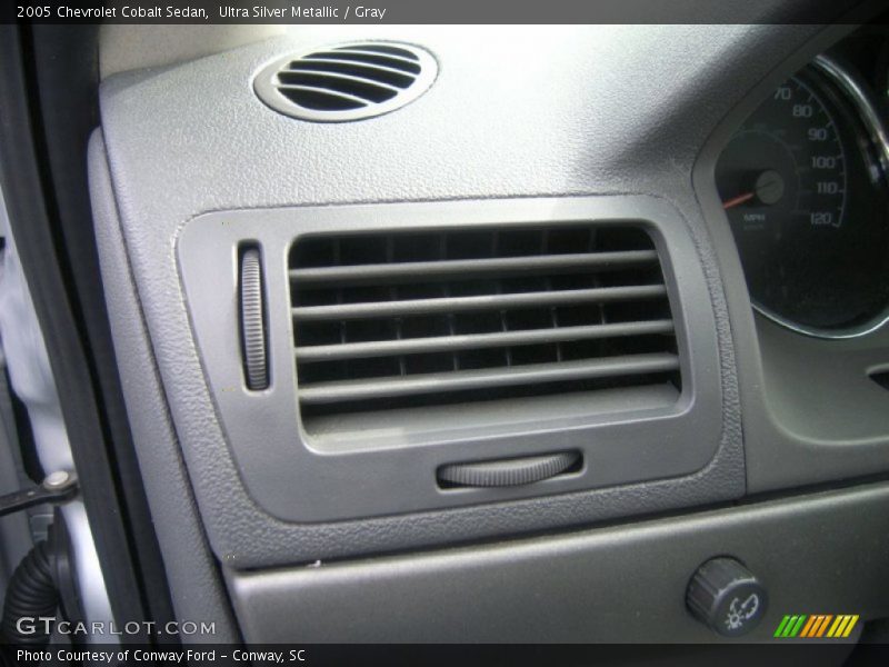 Ultra Silver Metallic / Gray 2005 Chevrolet Cobalt Sedan