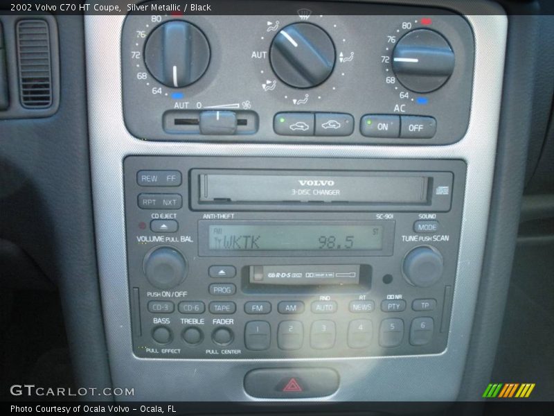 Silver Metallic / Black 2002 Volvo C70 HT Coupe