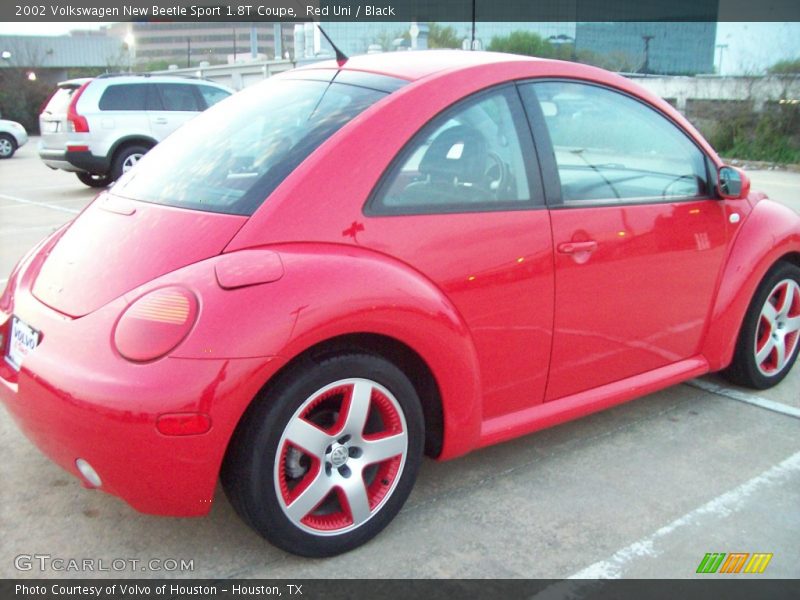 Red Uni / Black 2002 Volkswagen New Beetle Sport 1.8T Coupe