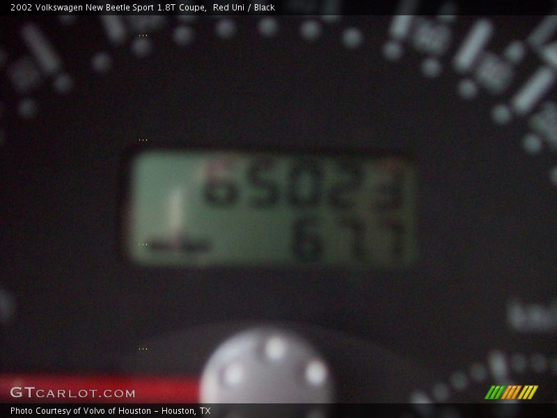 Red Uni / Black 2002 Volkswagen New Beetle Sport 1.8T Coupe