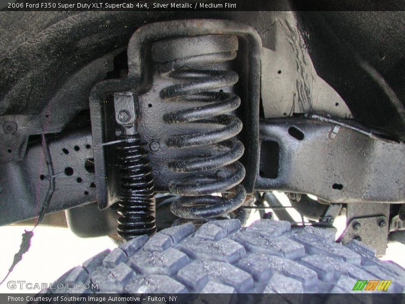 Silver Metallic / Medium Flint 2006 Ford F350 Super Duty XLT SuperCab 4x4
