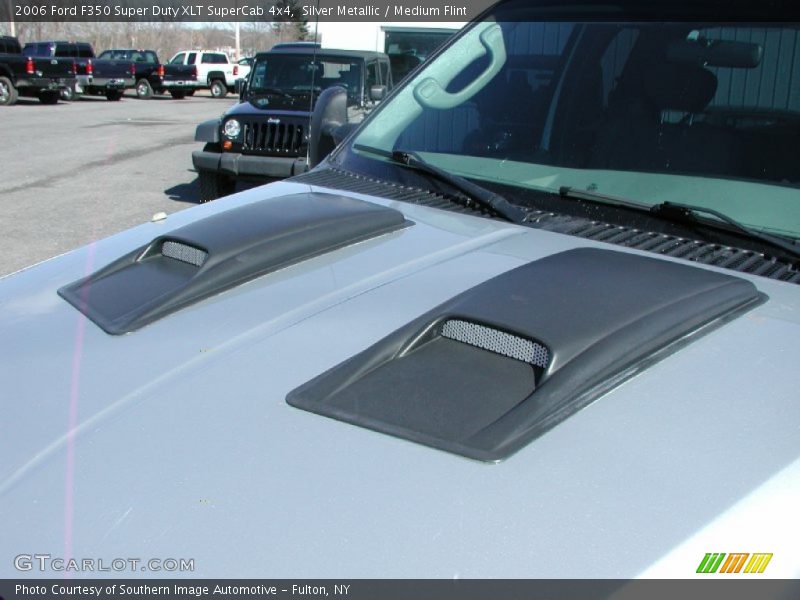Silver Metallic / Medium Flint 2006 Ford F350 Super Duty XLT SuperCab 4x4