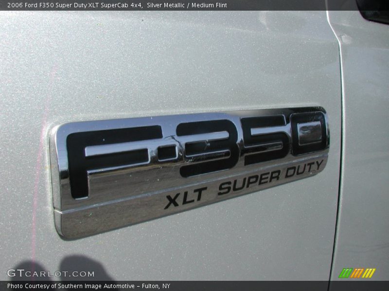  2006 F350 Super Duty XLT SuperCab 4x4 Logo