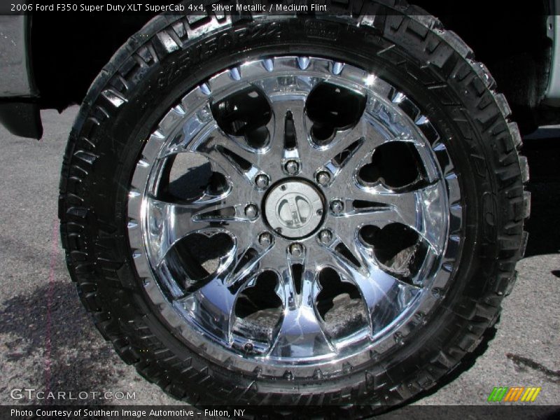 Custom Wheels of 2006 F350 Super Duty XLT SuperCab 4x4