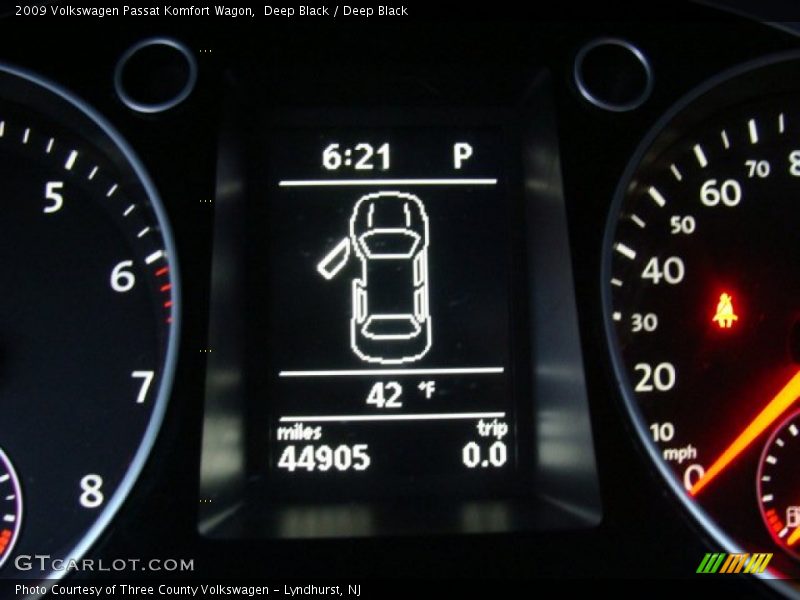 Deep Black / Deep Black 2009 Volkswagen Passat Komfort Wagon
