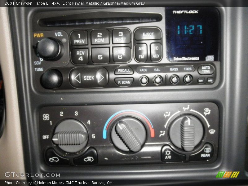 Controls of 2001 Tahoe LT 4x4
