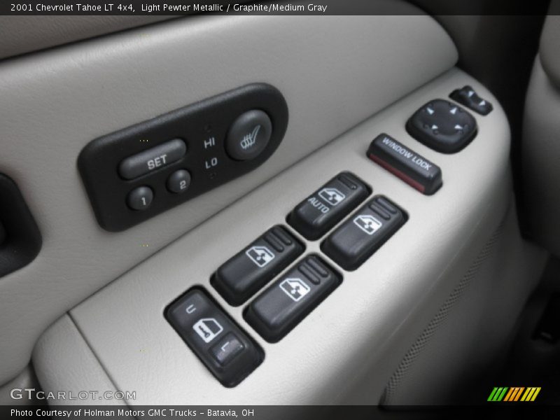 Controls of 2001 Tahoe LT 4x4