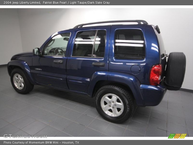 Patriot Blue Pearl / Light Taupe/Dark Slate Gray 2004 Jeep Liberty Limited