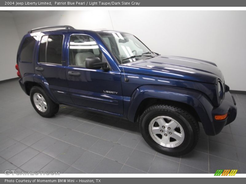 Patriot Blue Pearl / Light Taupe/Dark Slate Gray 2004 Jeep Liberty Limited