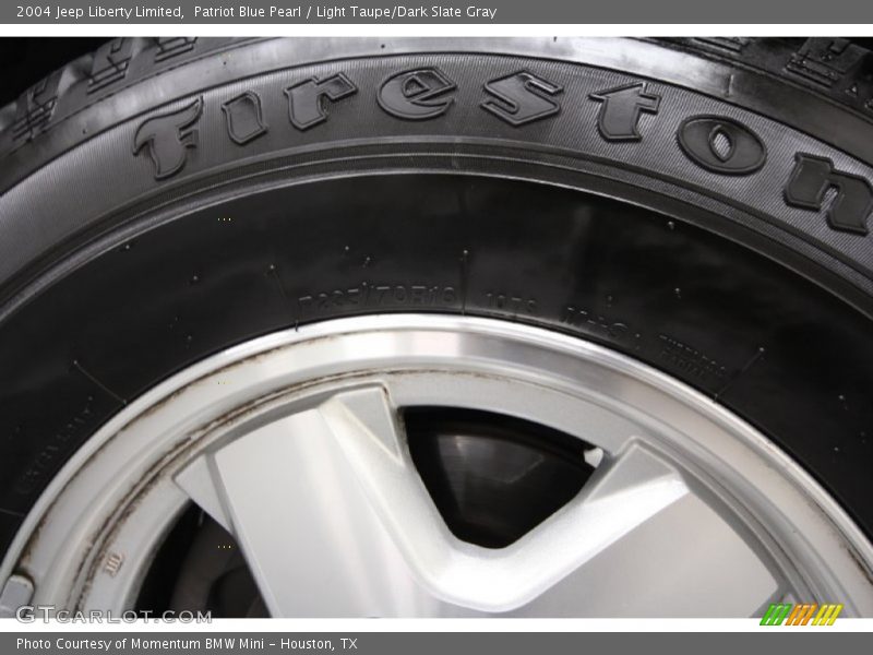 Patriot Blue Pearl / Light Taupe/Dark Slate Gray 2004 Jeep Liberty Limited