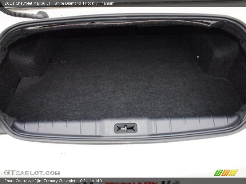 White Diamond Tricoat / Titanium 2011 Chevrolet Malibu LT