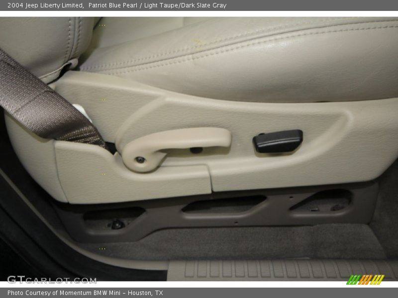 Patriot Blue Pearl / Light Taupe/Dark Slate Gray 2004 Jeep Liberty Limited