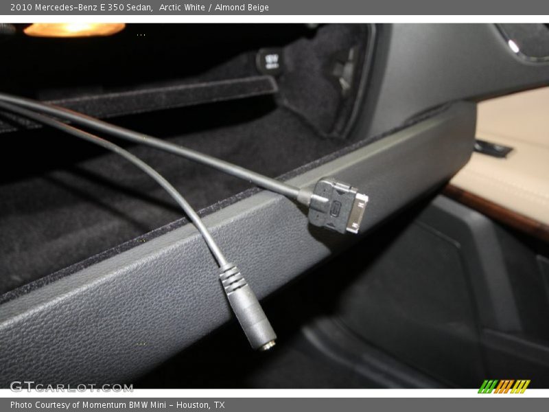 Arctic White / Almond Beige 2010 Mercedes-Benz E 350 Sedan